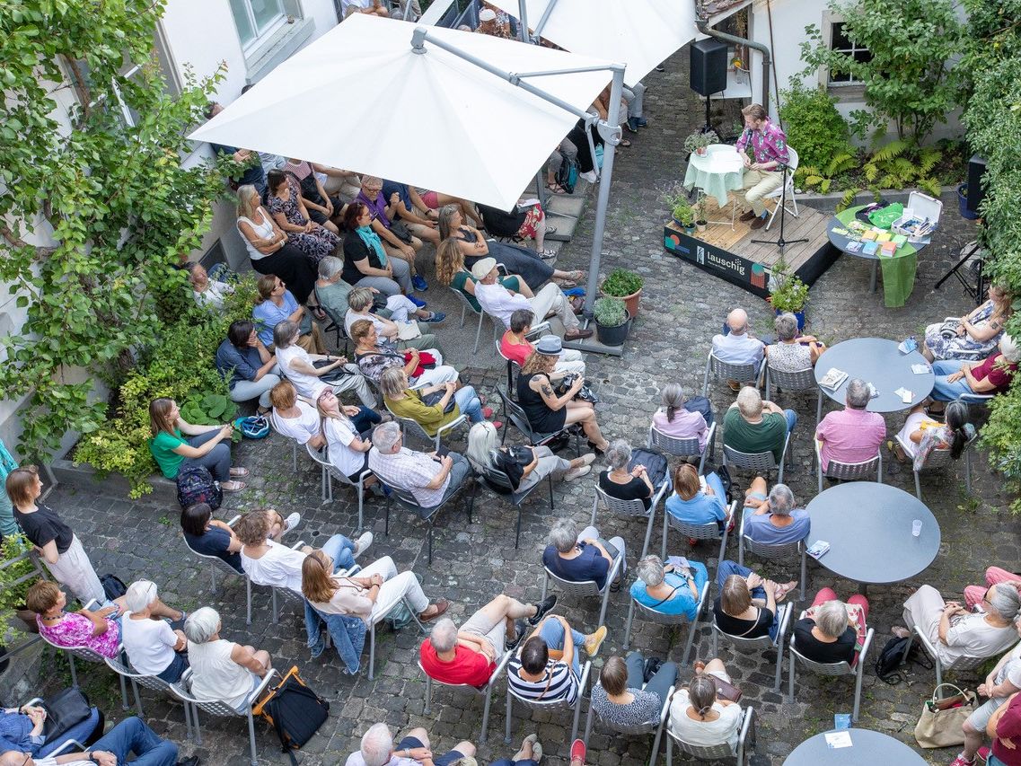 lauschig – wOrte im Freien mit Michael Stauffer